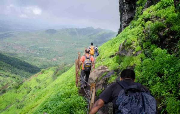 Hiking in India - Where and When to Go