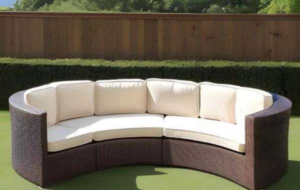 What is the best furniture for a circular patio?