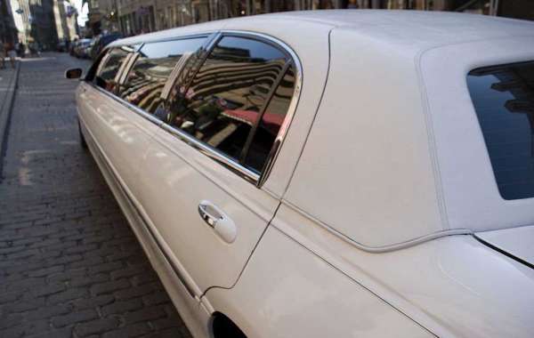 Limo and Car Service from (JFK) Airport to Babylon, NY